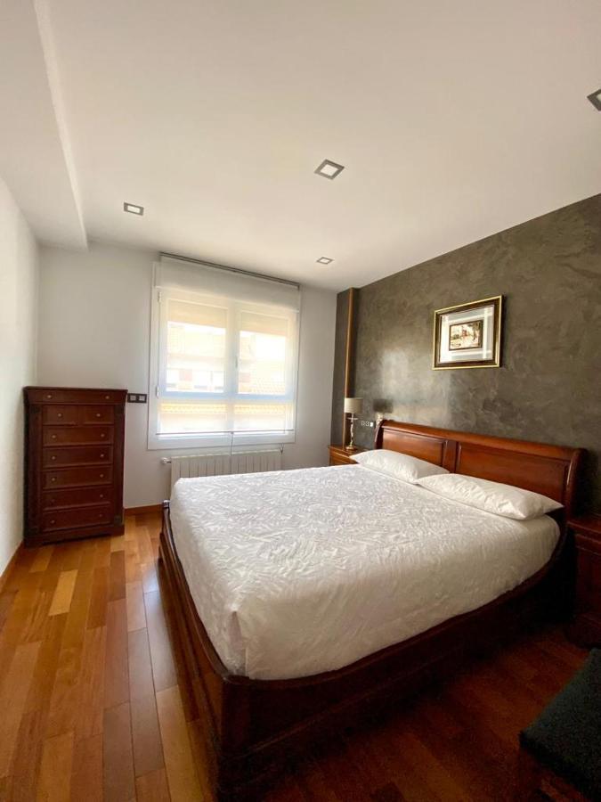 Appartamento Grand Plaza Vega Burgo Esterno foto